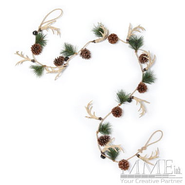Pinecone & Antlers Garland